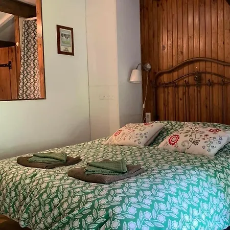 Les Trois Noyers Holiday home Tailhac